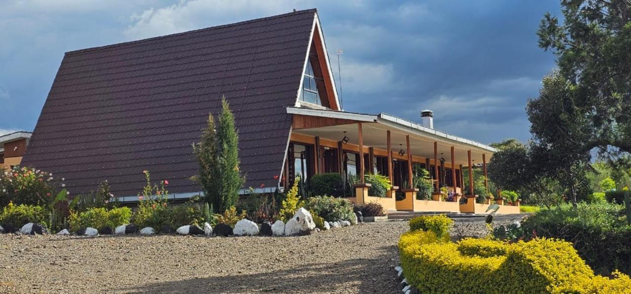 Juniper Park Resort Nyahururu Екстериор снимка